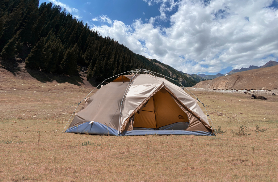 Lightweight-Hiking-Tent